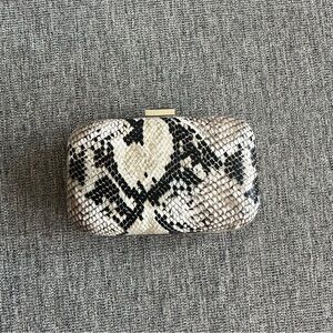 Style & Co. || snakeskin clutch